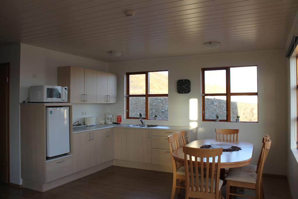 Malarhorn Accommodations Drangsnes Zimmer foto